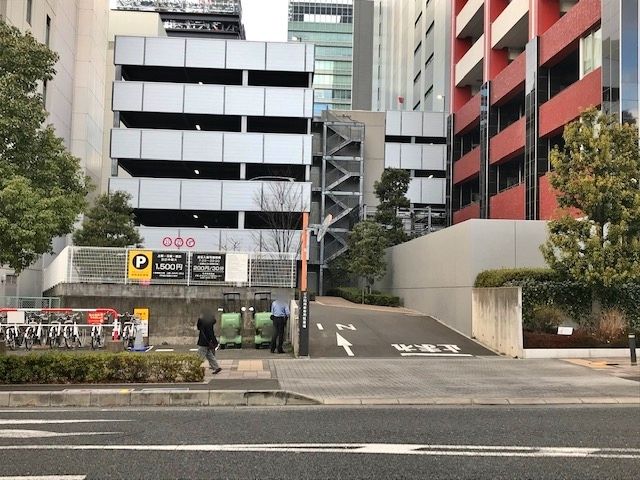 大宮JPビルディング駐車場