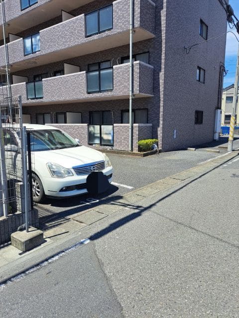 ハートピアAKIマンション駐車場